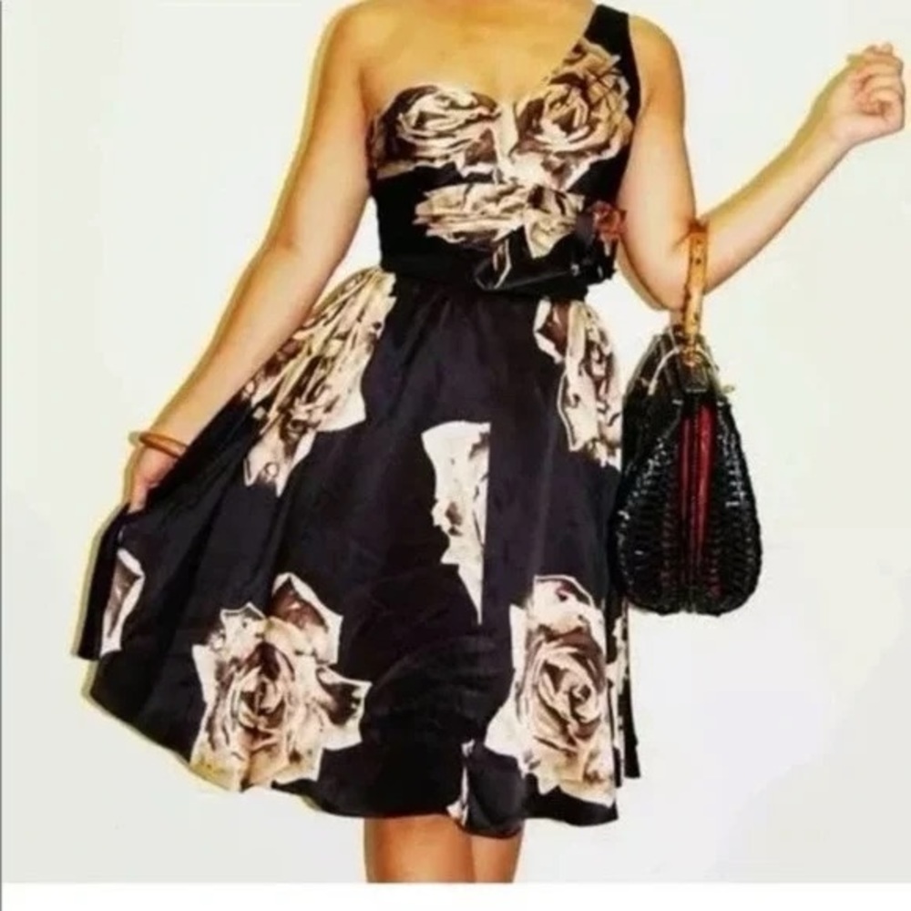 Betsey Johnson silk one shoulder floral Dress